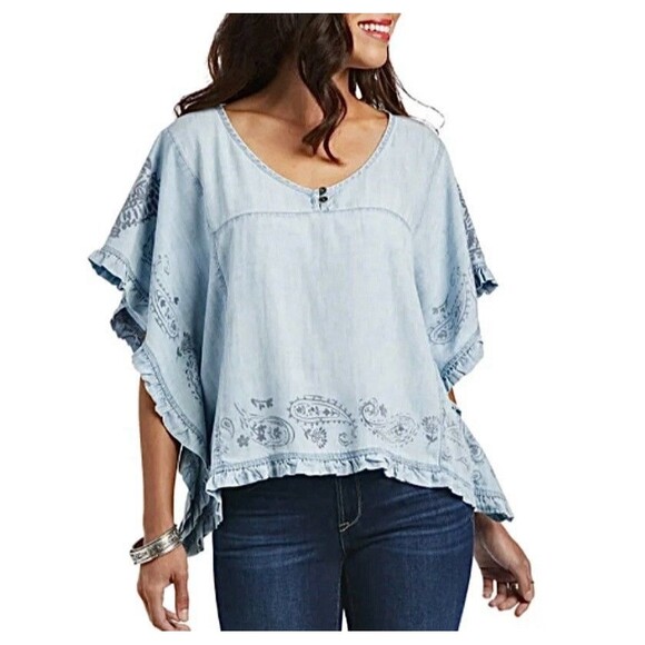 Ariat Tops - Ariat Eden Poncho Top Blue Chambray Coastal Cowgirl Women’s Size L